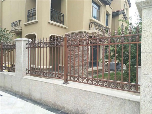 鋁藝陽臺護欄組裝式